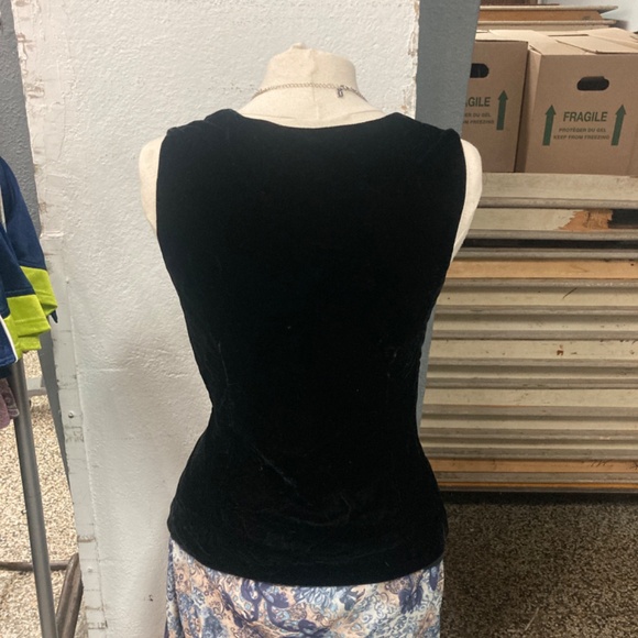 Black Velvet Top - Picture 3 of 3